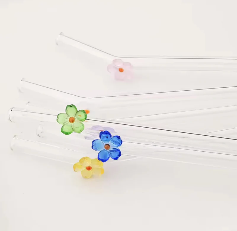 pack of 4 colourful straws pack of 4 colourful straws
