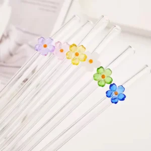 pack of 4 colourful straws